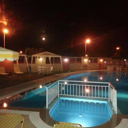 Casa Blue Sarantis 4* 法里拉基