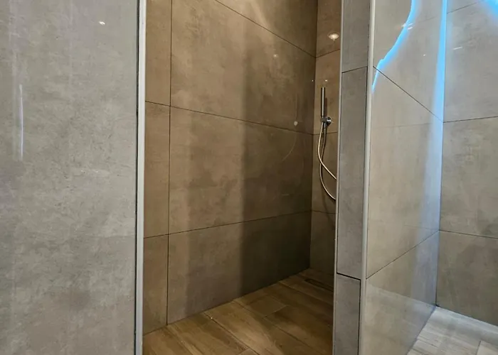 ゲストハウス Casa Blue Sarantis ファリラキ