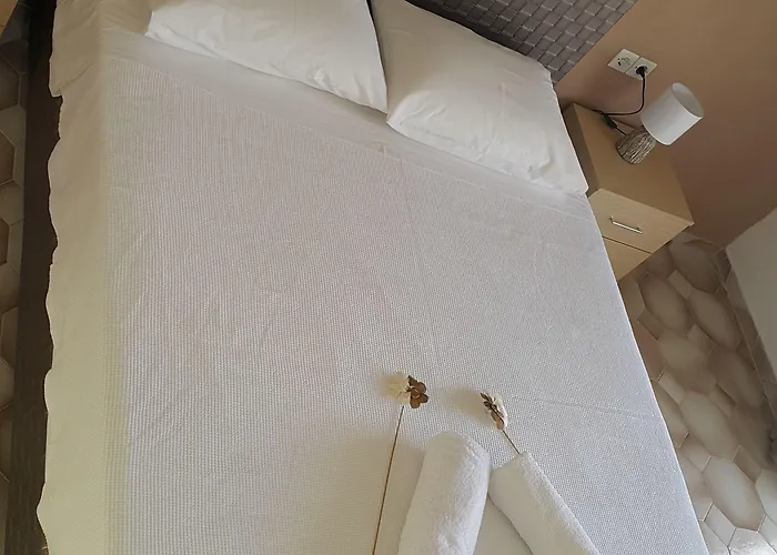 Casa Blue Sarantis بيت ضيافة فاليراكي