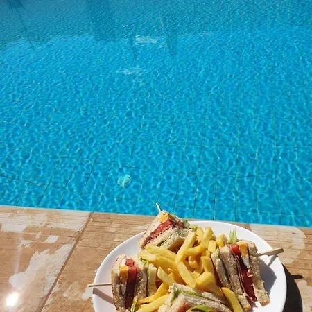 Pensjonat Casa Blue Sarantis 3*