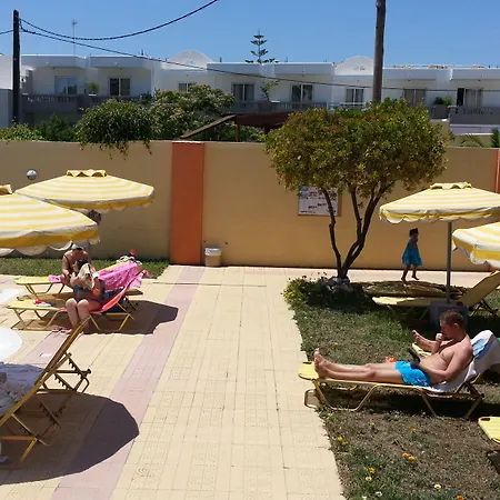 Casa Blue Sarantis 招待所 4*