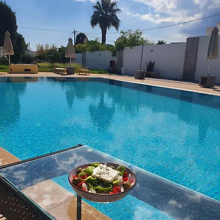 Casa Blue Sarantis 4*